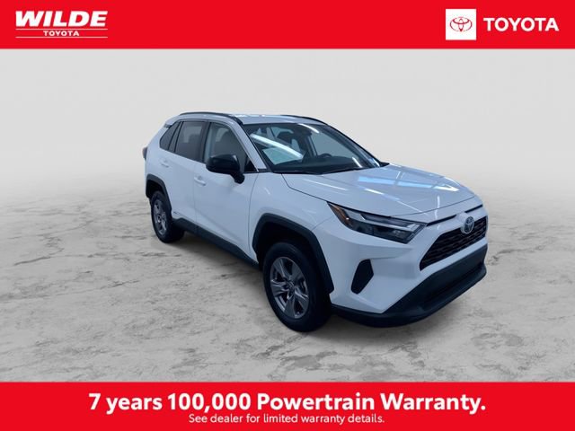Certified 2025 Toyota RAV4 LE AWD/4WD image 3