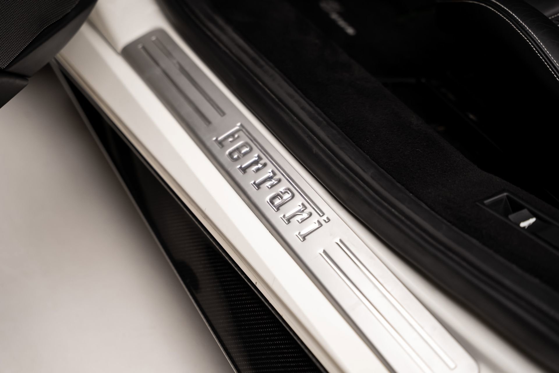 Used 2016 Ferrari 488 Spider RWD image 61