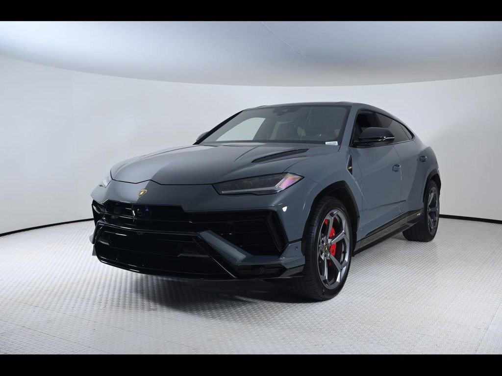 Used 2024 Lamborghini Urus S image 1