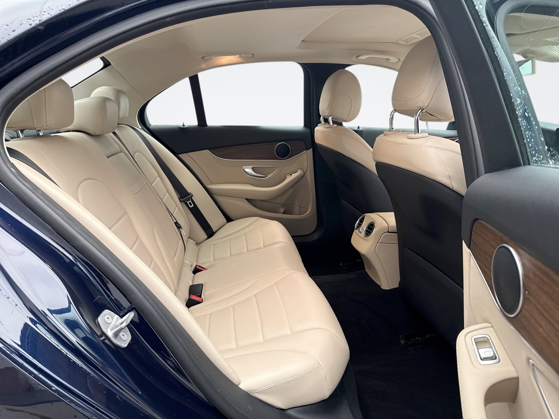 Used 2019 Mercedes-Benz C 300 4MATIC Sedan image 19