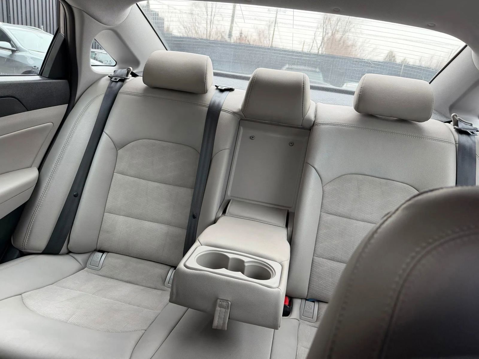 Used 2016 Hyundai Sonata Sport w/ Option Group 02 image 13