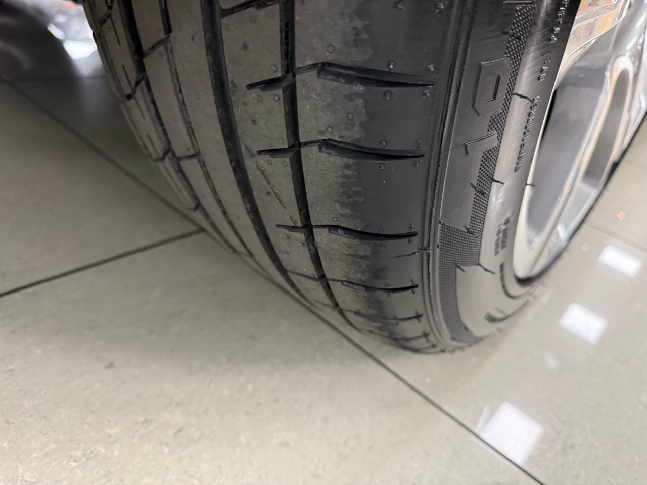 Used 2019 Land Rover Range Rover HSE image 6