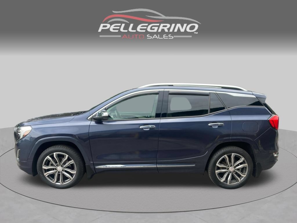 Used 2019 GMC Terrain Denali w/ Advanced Safety Package AWD/4WD image 3