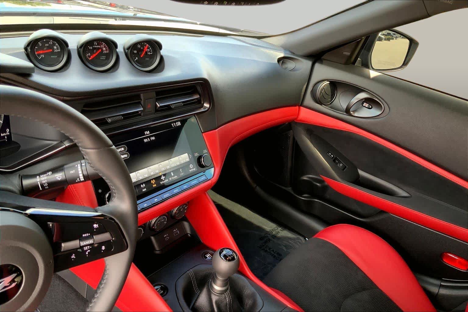 Used 2025 Nissan Z Performance w/ Floor Mat Package RWD image 14