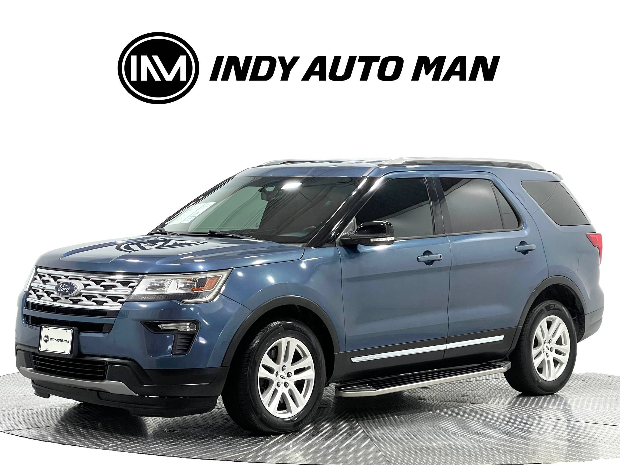 Used 2018 Ford Explorer XLT w/ Equipment Group 201A AWD/4WD image 8