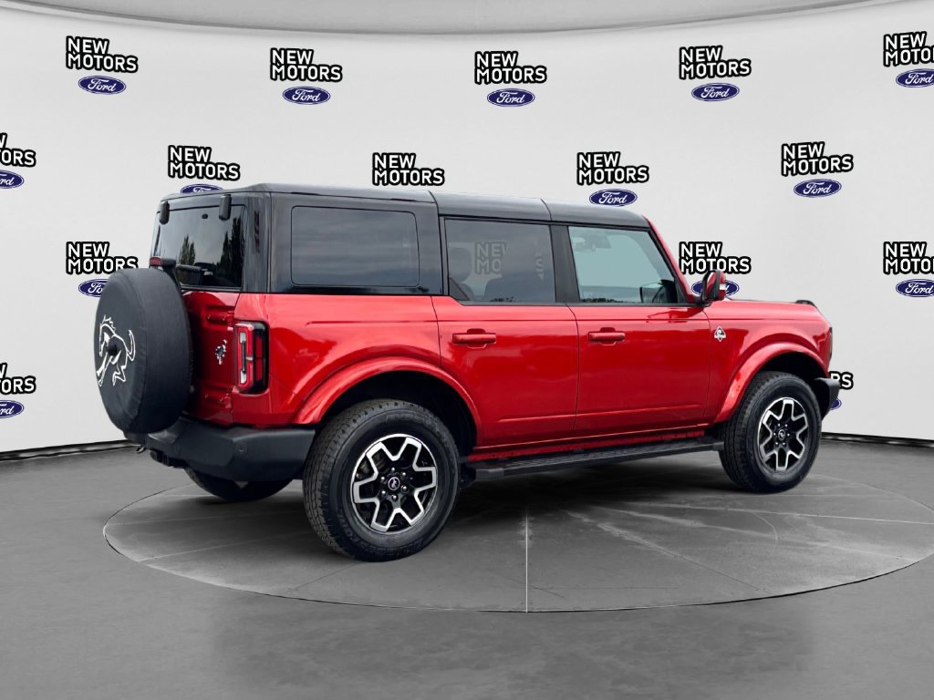 Used 2024 Ford Bronco Outer Banks AWD/4WD image 5