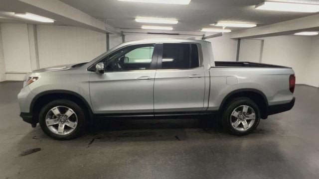 Used 2025 Honda Ridgeline RTL image 5