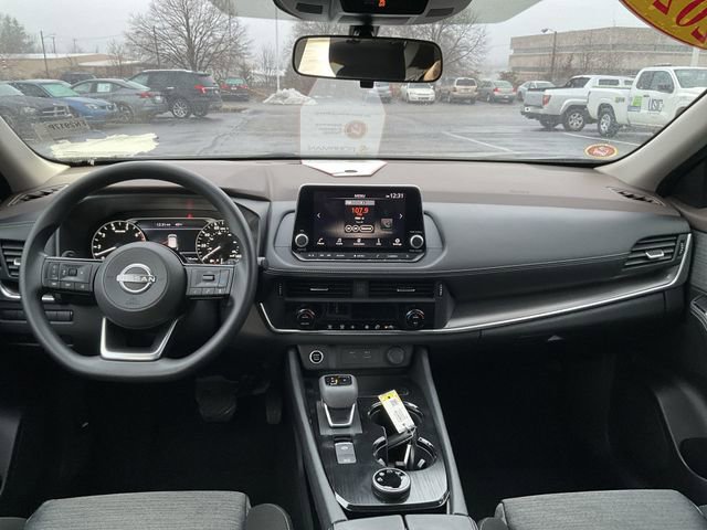 Certified 2023 Nissan Rogue SV image 12