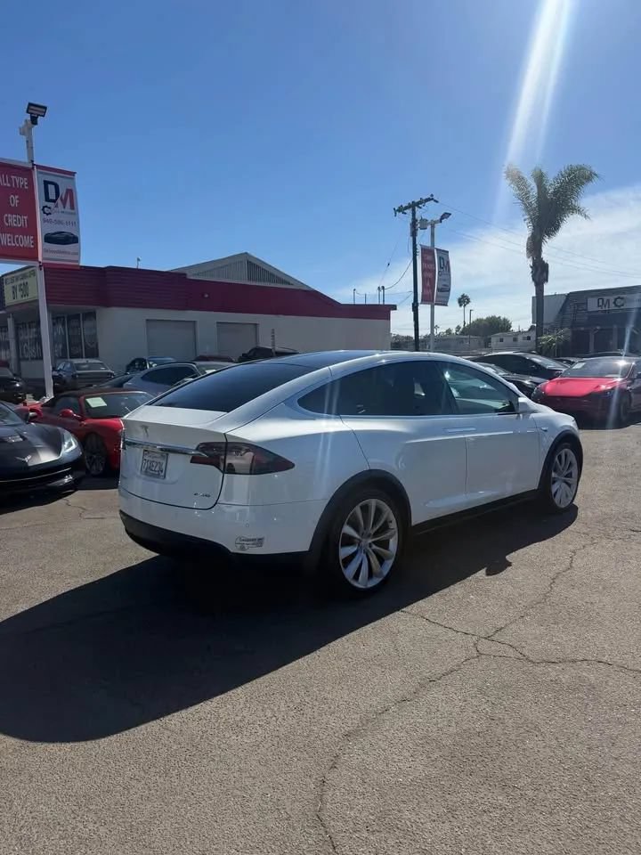 Used 2016 Tesla Model X Performance AWD/4WD image 5