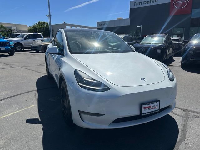 Used 2020 Tesla Model Y Long Range AWD/4WD image 3