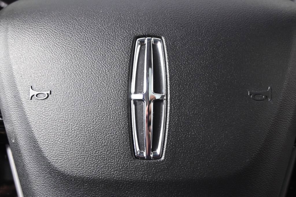 New 2025 Lincoln Corsair Reserve w/ Jet Appearance Package image 36