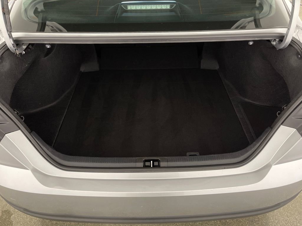 Certified 2025 Toyota Camry LE FWD image 10