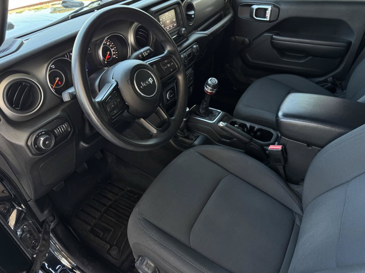 Used 2021 Jeep Wrangler Unlimited Sport AWD/4WD image 15