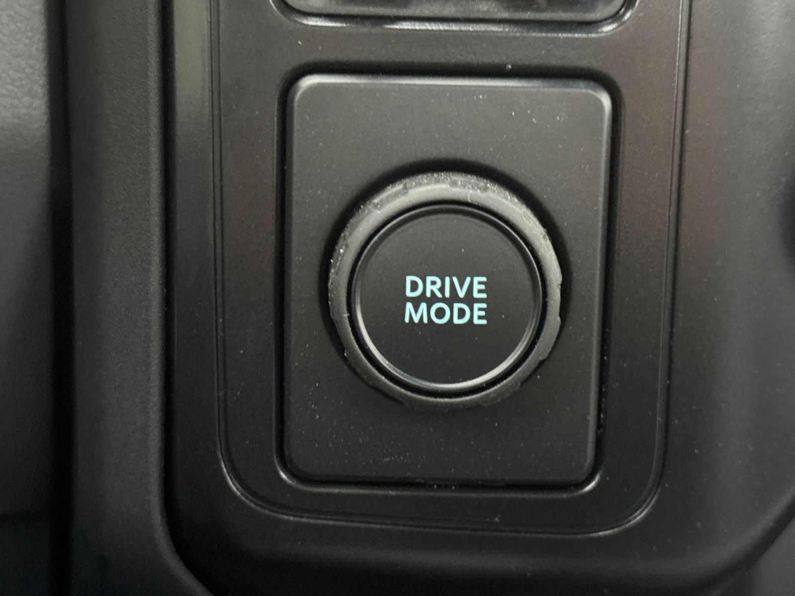 New 2025 Ford F550 2WD Regular Cab Super Duty image 29