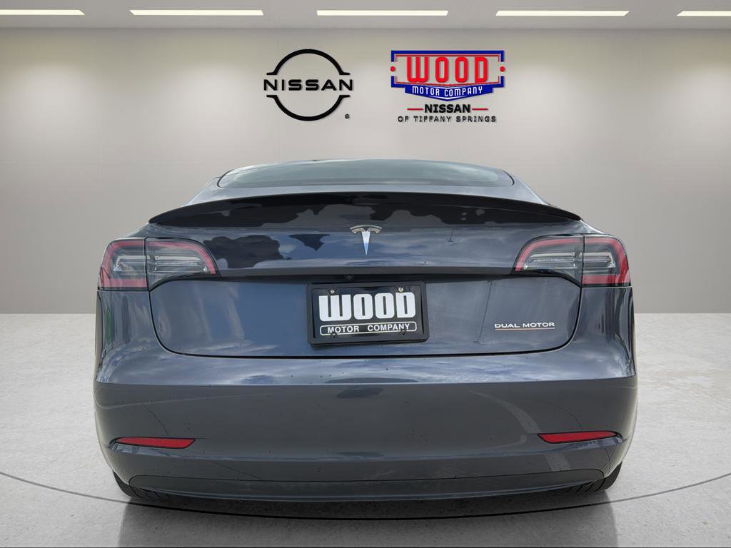 Used 2023 Tesla Model 3 Performance image 3