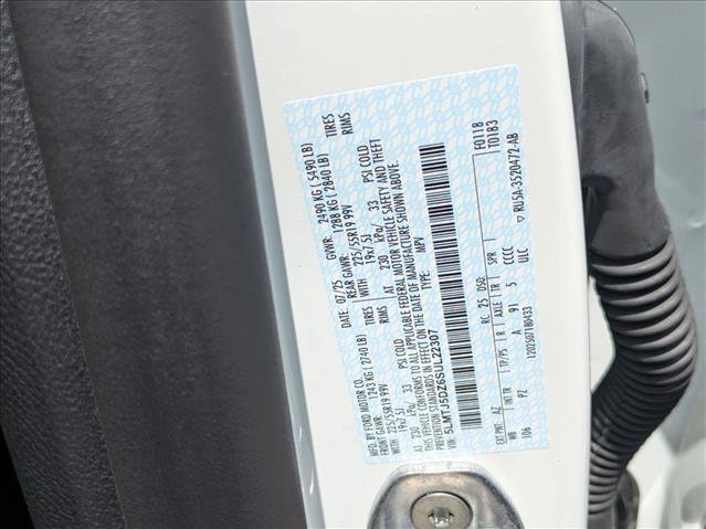 New 2025 Lincoln Corsair Grand Touring image 17