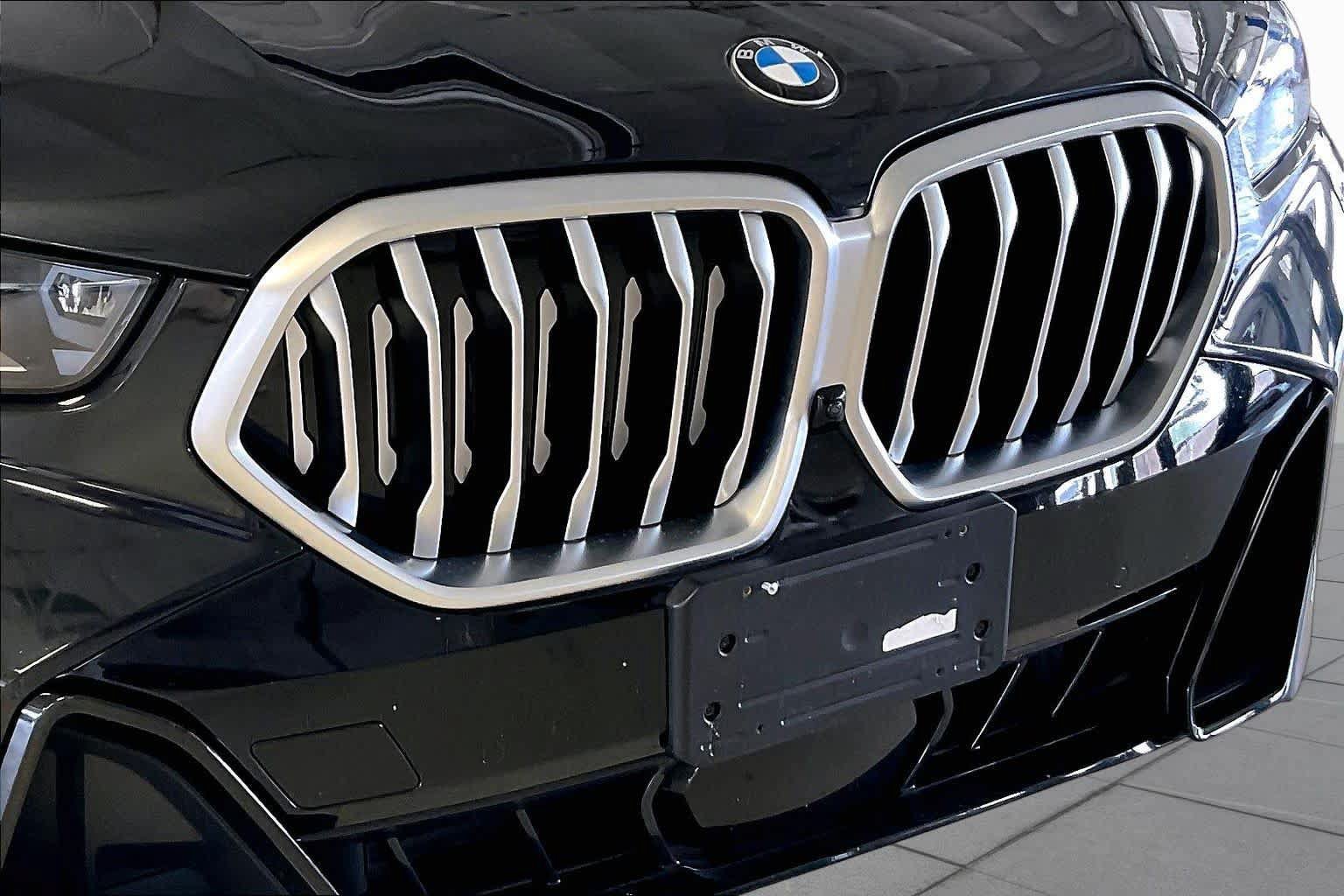 Certified 2025 BMW X6 xDrive40i w/ Parking Assistance Package AWD/4WD image 30