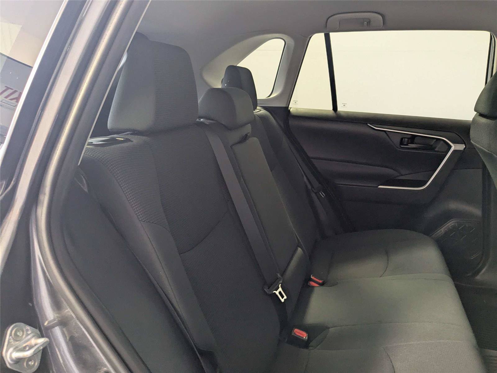 Used 2020 Toyota RAV4 LE w/ All Weather Liner Package FWD image 27