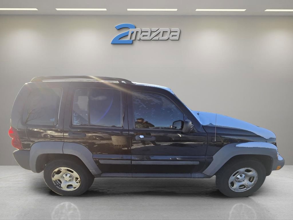 Used 2007 Jeep Liberty Sport image 6