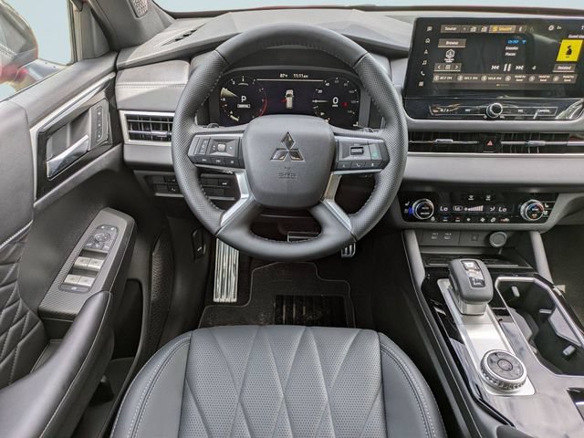 New 2026 Mitsubishi Outlander SEL Black Edition FWD image 18