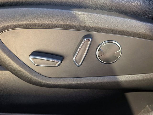 Certified 2023 Lincoln Nautilus AWD w/ Premium Package image 13