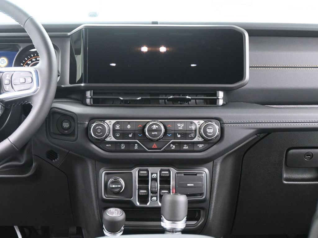 New 2026 Jeep Wrangler Sahara image 25