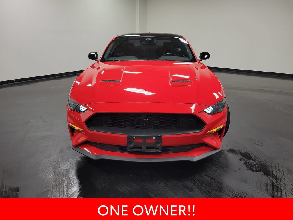 Used 2022 Ford Mustang Premium RWD image 3