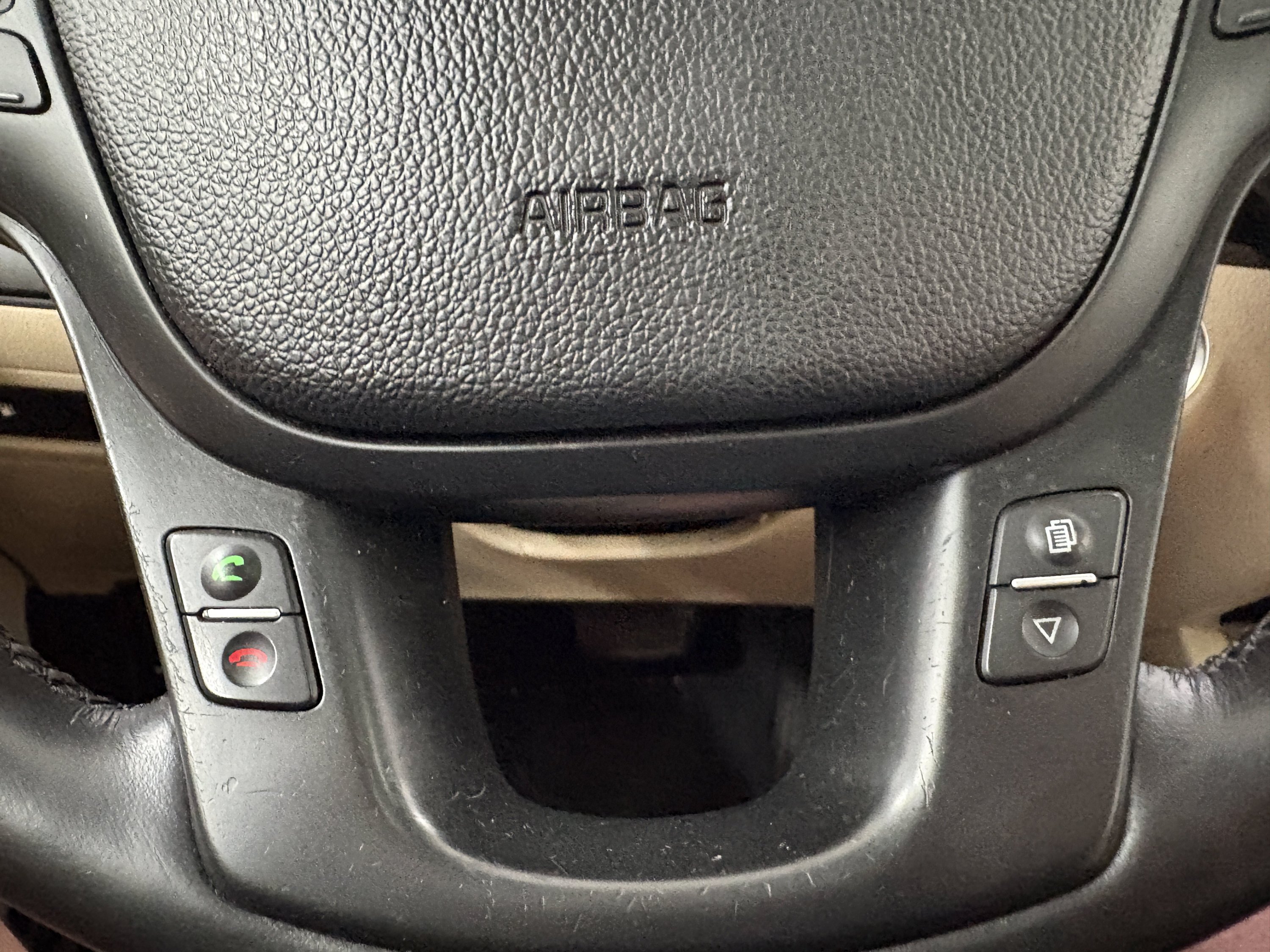Used 2014 Kia Cadenza Premium w/ Luxury Package FWD image 35
