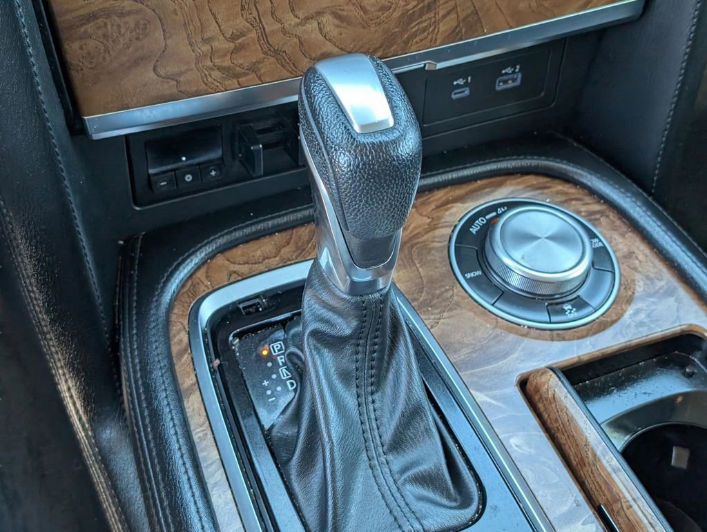 Used 2022 Nissan Armada SL w/ Captain's Chairs Package image 29