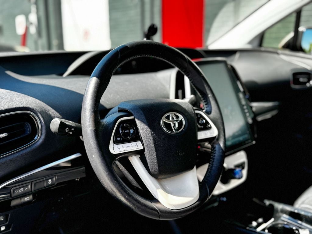 Used 2017 Toyota Prius Prime Premium w/ Preferred Accessory Package FWD image 35
