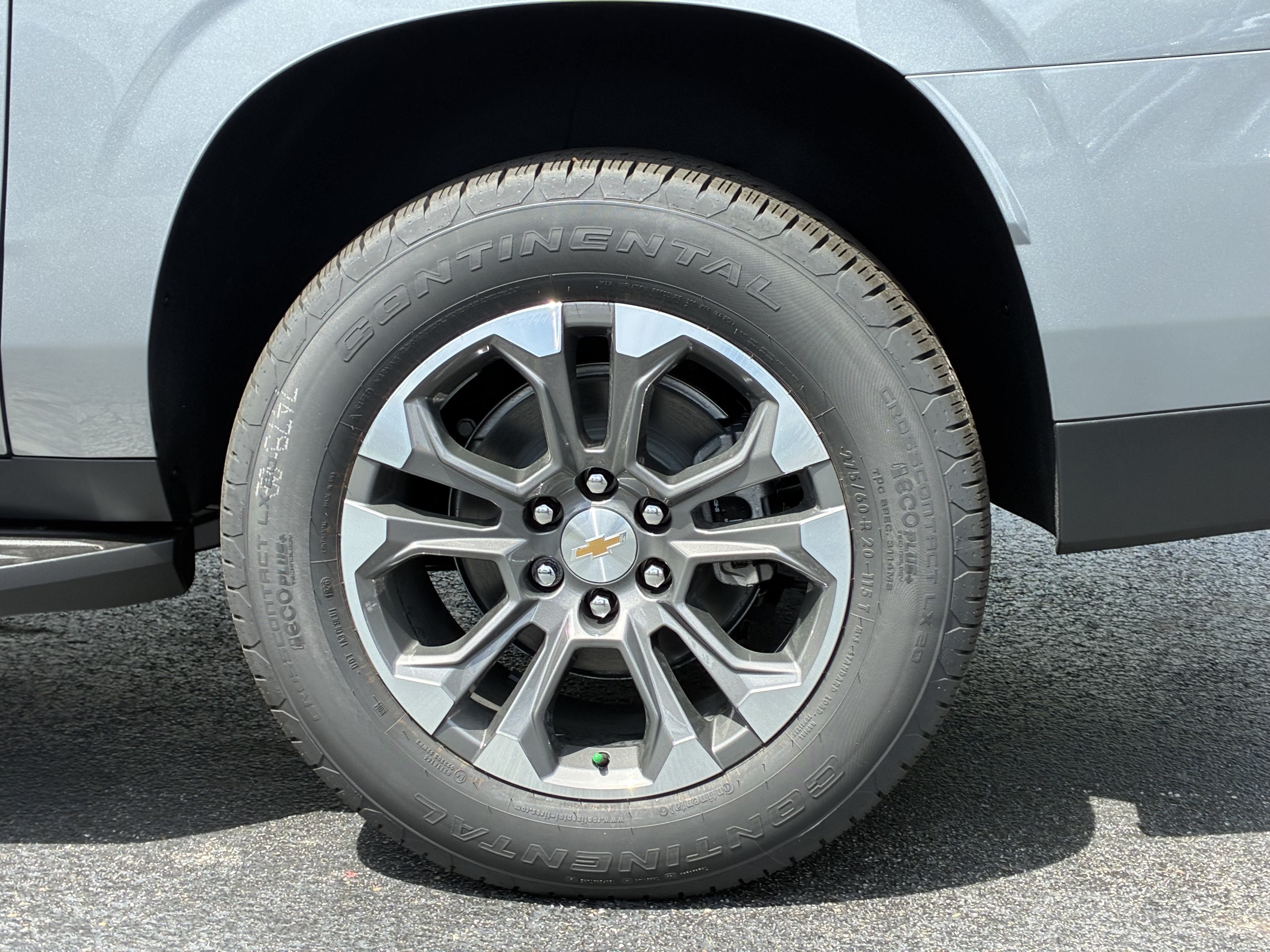 New 2026 Chevrolet Suburban LS w/ Max Trailering Package RWD image 10