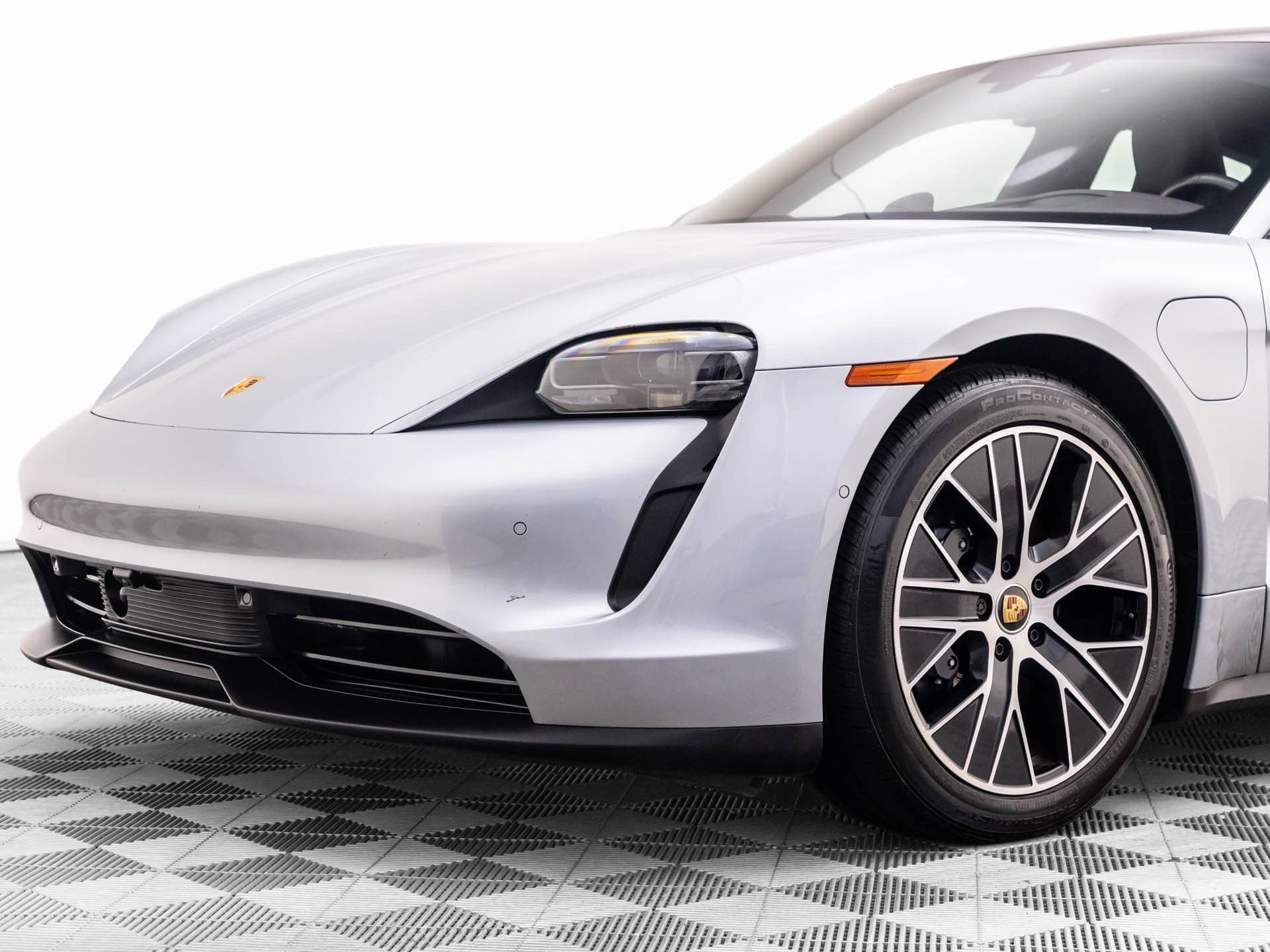 Certified 2024 Porsche Taycan RWD image 38