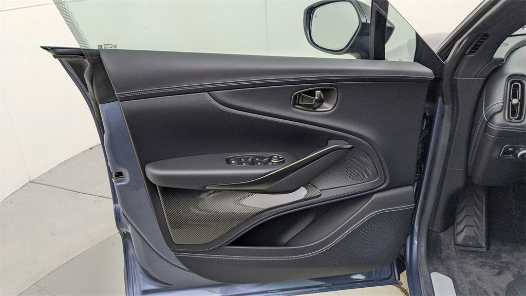 Used 2024 Aston Martin DBX 707 image 36