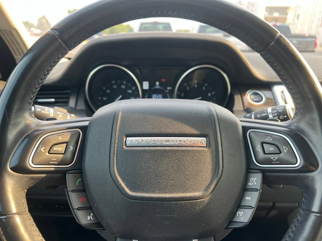 Used 2017 Land Rover Range Rover Evoque HSE AWD/4WD image 25