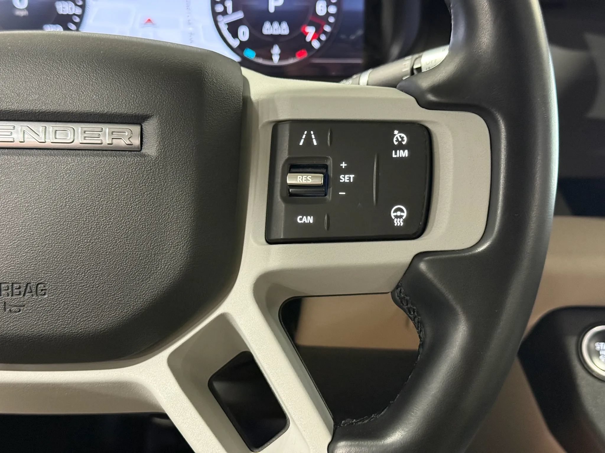 Used 2020 Land Rover Defender 110 S AWD/4WD image 26