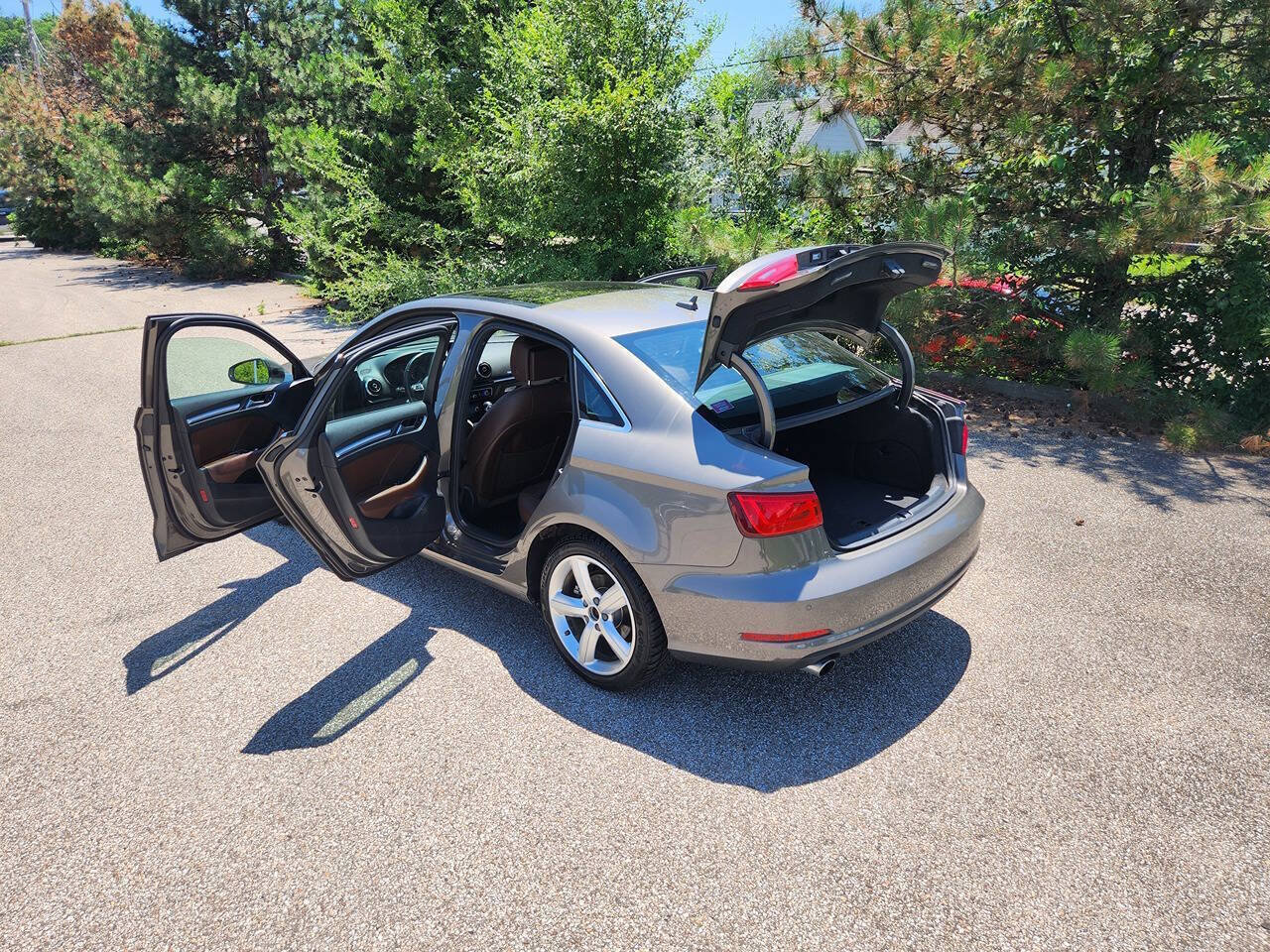 Used 2016 Audi A3 2.0T Premium Plus w/ Technology Package AWD/4WD image 18