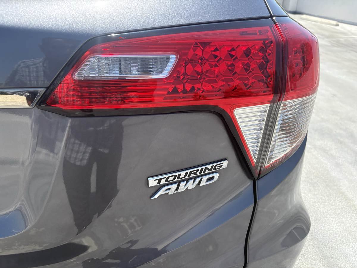 Used 2019 Honda HR-V Touring image 13