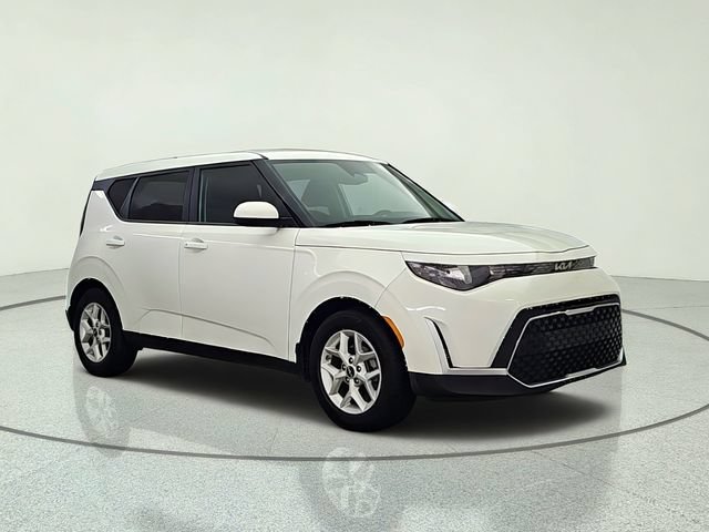 Used 2023 Kia Soul S FWD image 8