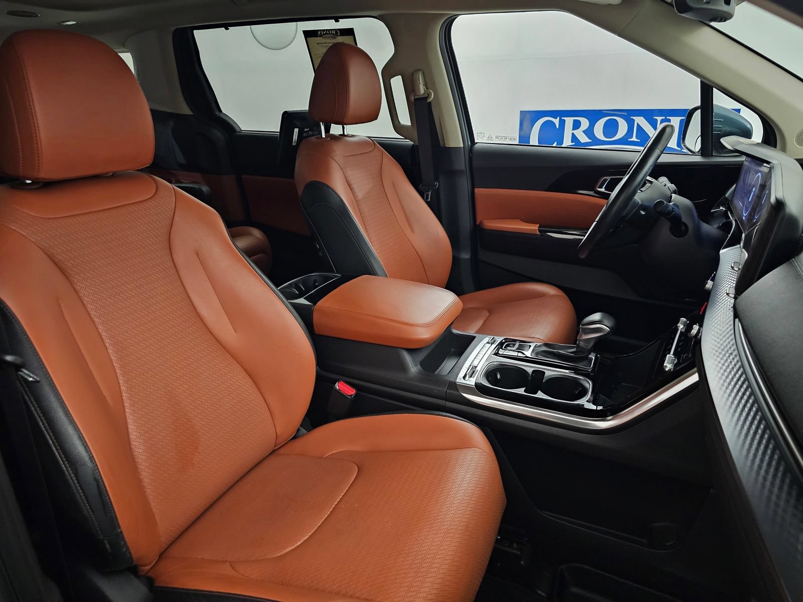 Used 2022 Kia Carnival SX Prestige FWD image 25