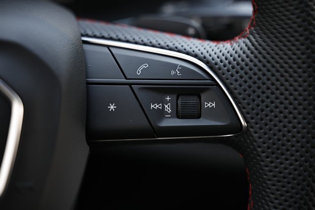 New 2026 Audi Q8 Prestige image 36