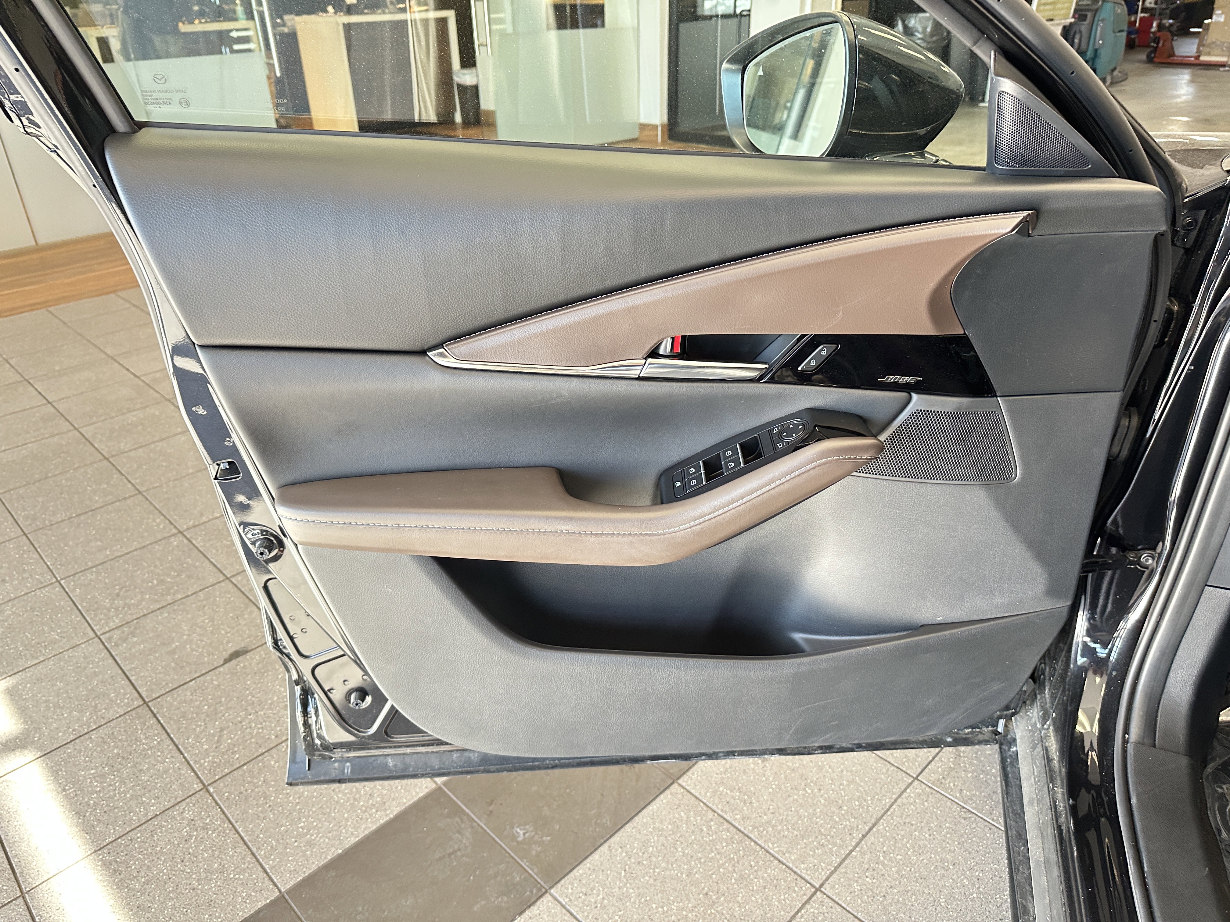 Certified 2025 MAZDA CX-30 AWD 2.5 S w/ Premium Package image 19