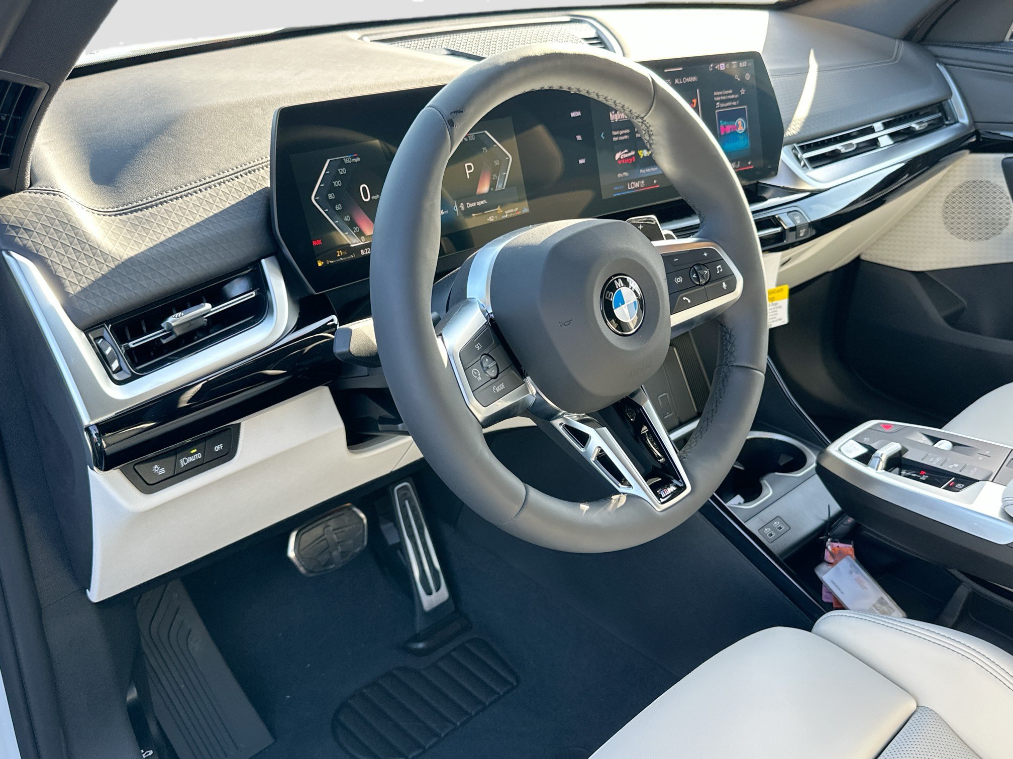 New 2026 BMW X2 xDrive28i w/ M Sport Package AWD/4WD image 5