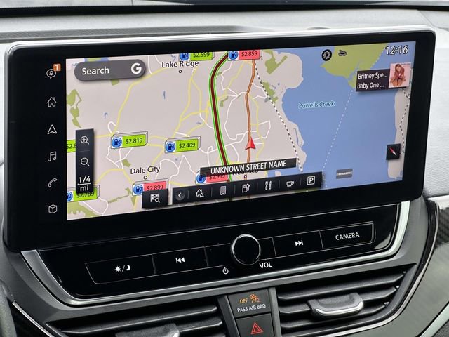 Used 2023 Nissan Altima 2.5 SR w/ SR Premium Package image 17