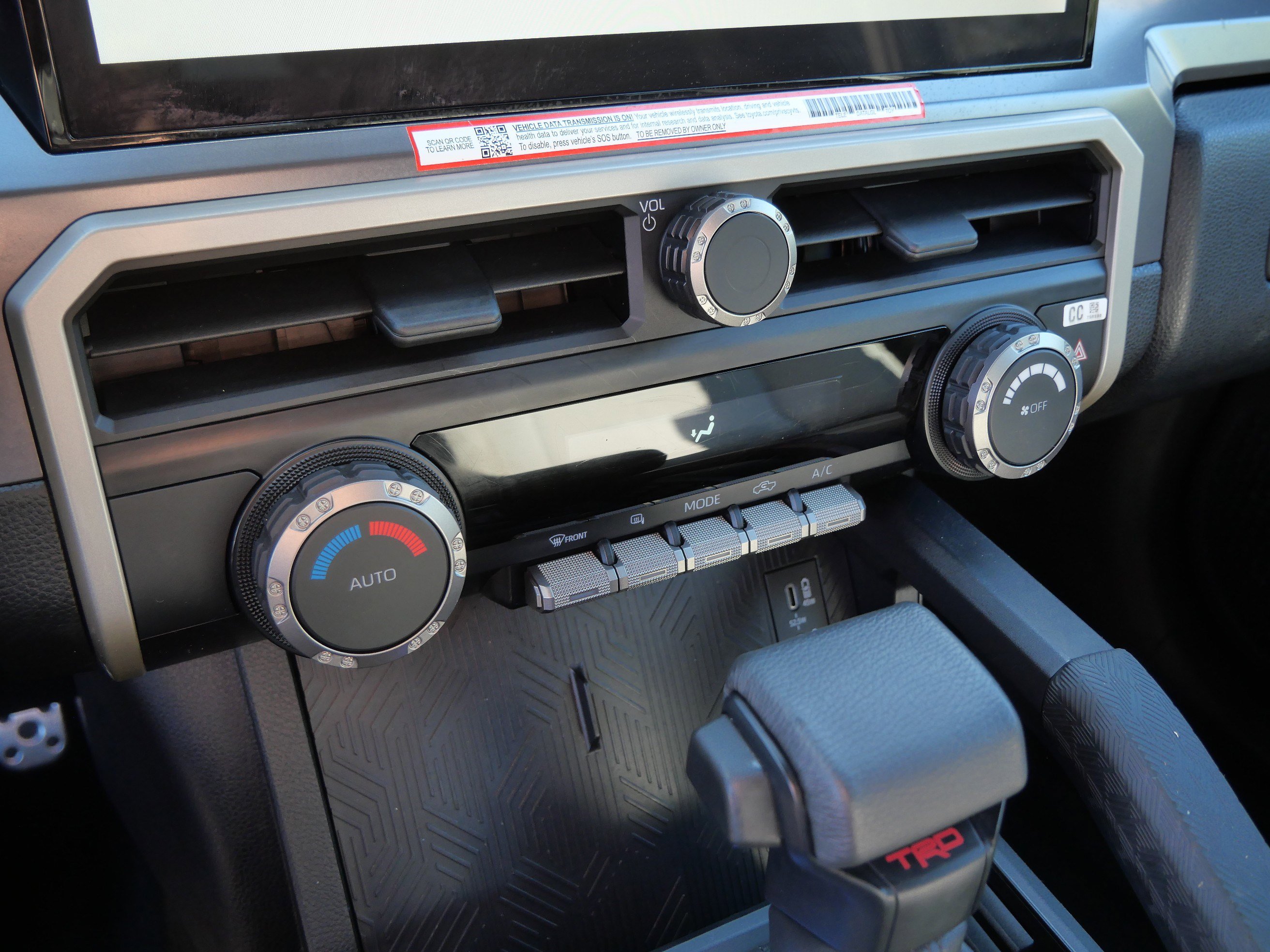 Used 2025 Toyota Tacoma TRD Sport AWD/4WD image 24