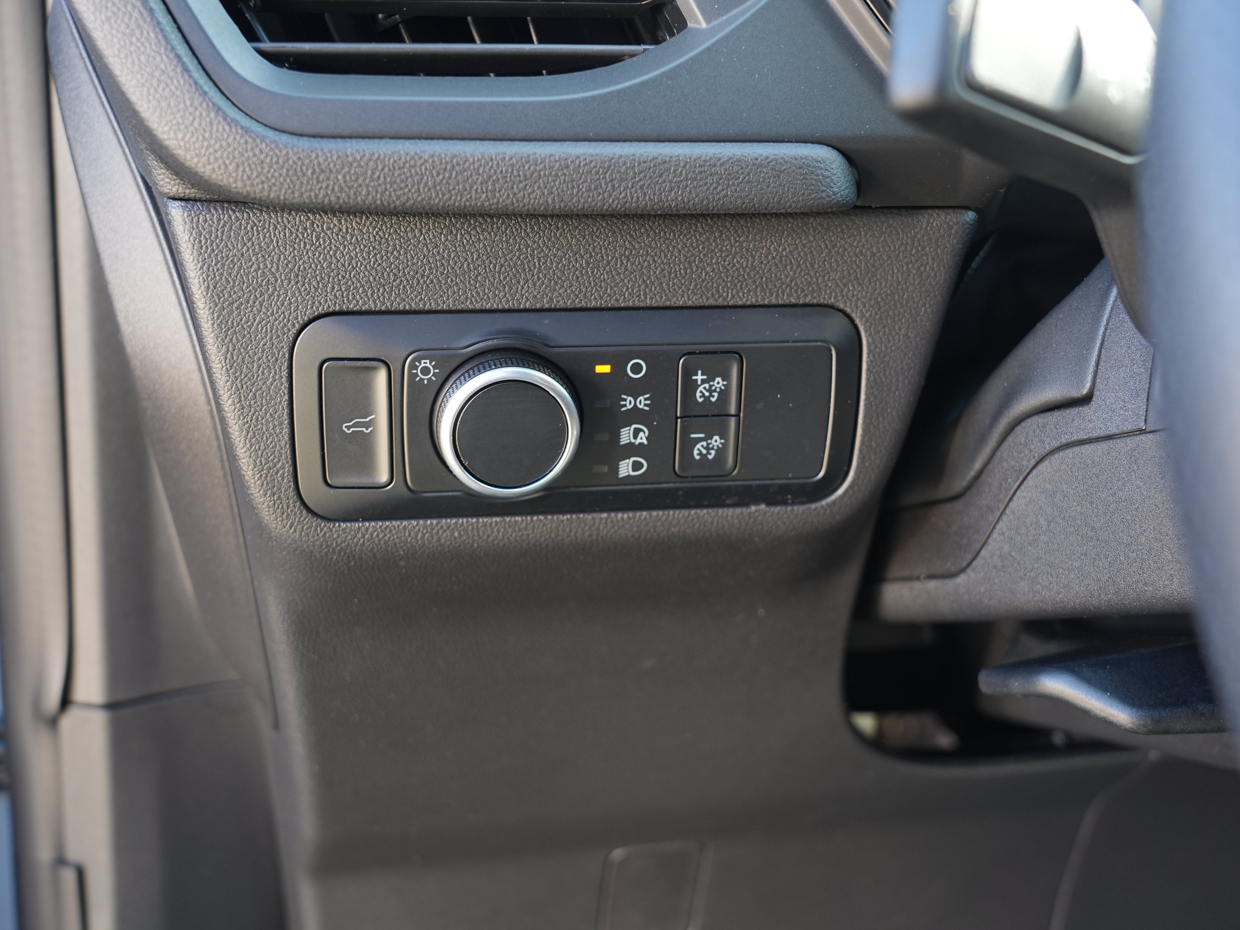 Used 2024 Ford Escape ST-Line w/ Tech Pack #1 AWD/4WD image 19