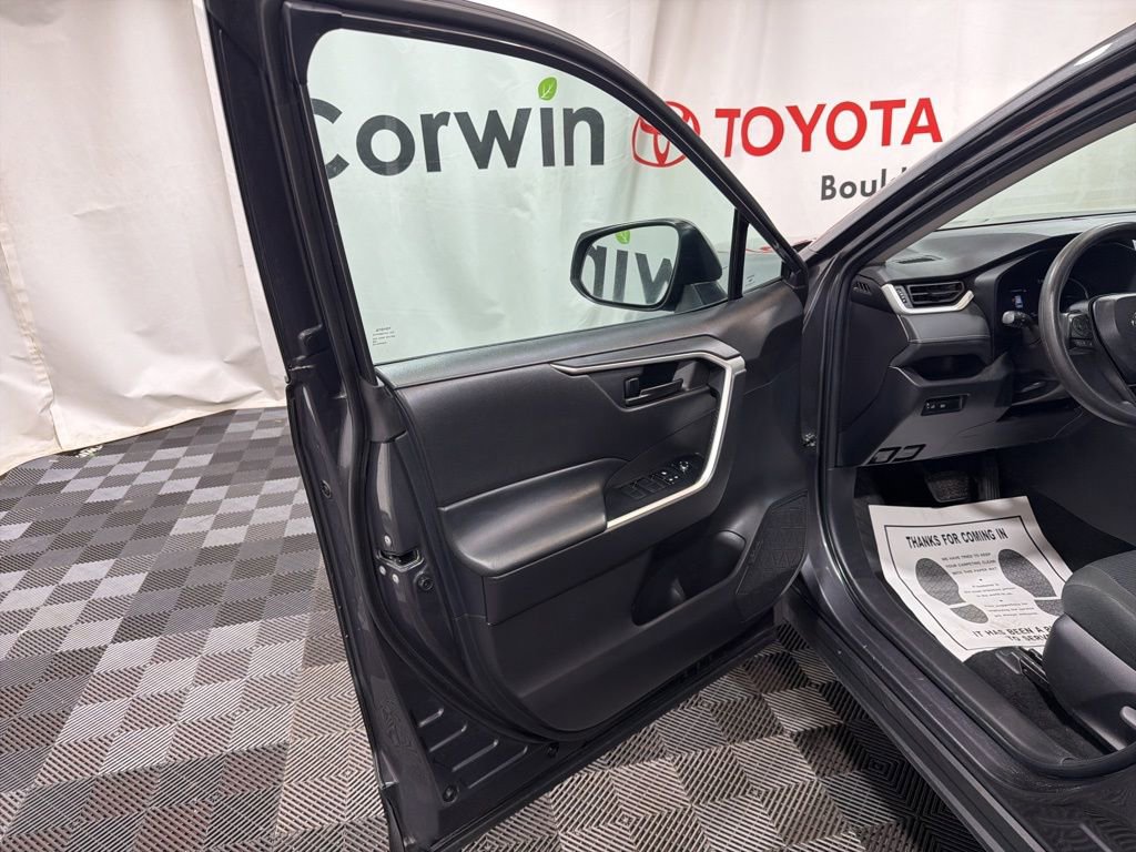 Used 2024 Toyota RAV4 LE image 21