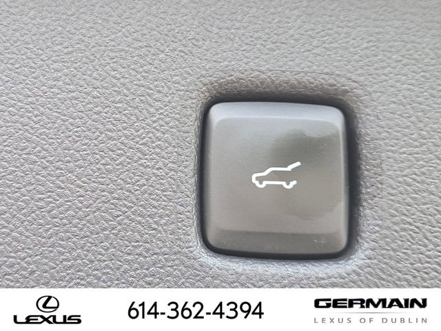 Used 2022 Ford Escape SEL w/ Technology Package image 17