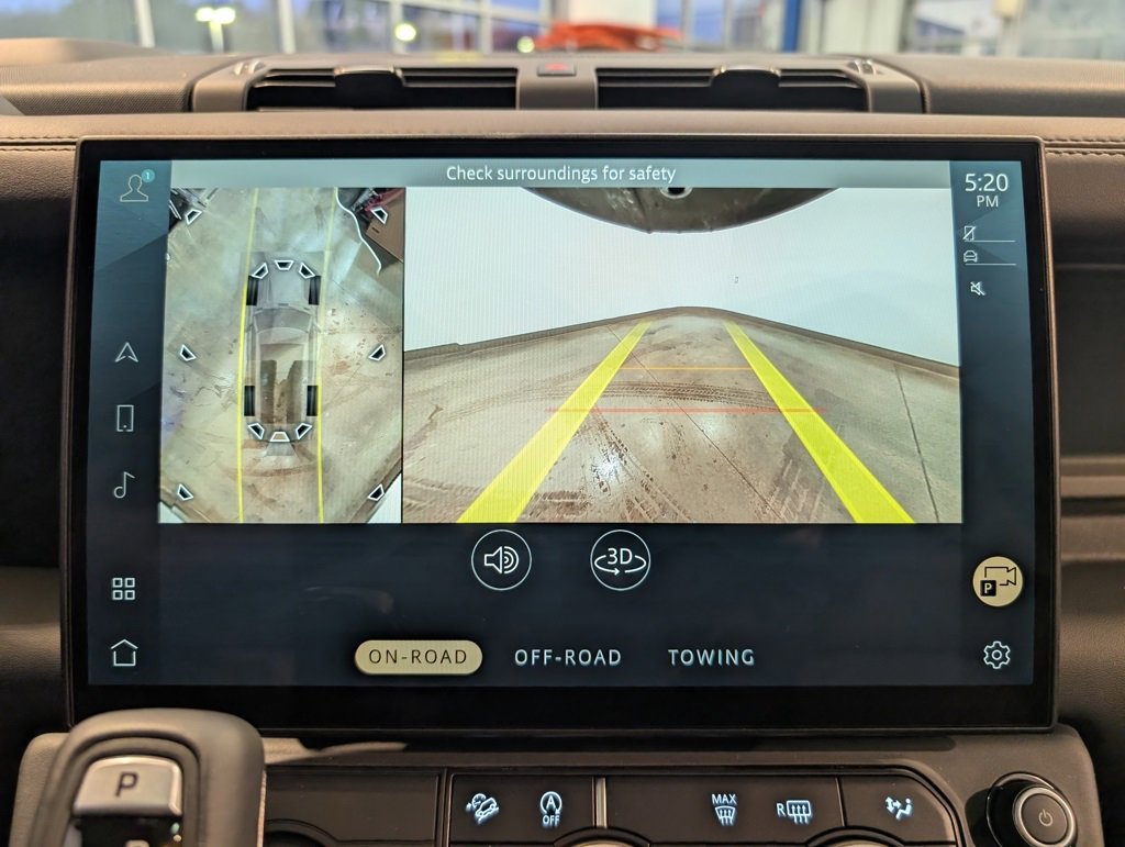 New 2026 Land Rover Defender 130 X-Dynamic SE image 20