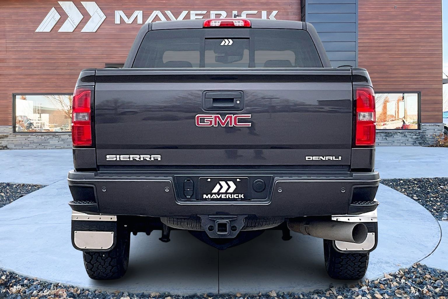 Used 2015 GMC Sierra 2500 Denali image 6