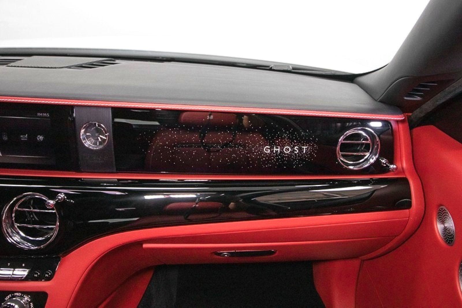 Used 2021 Rolls-Royce Ghost image 54